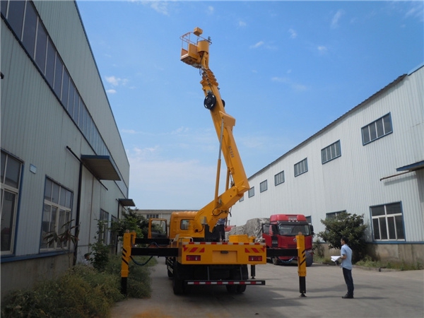 國(guó)六東風(fēng)天錦26米高空作業(yè)車